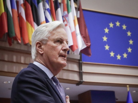 Emmanuel Macron nomme Michel Barnier comme Premier ministre