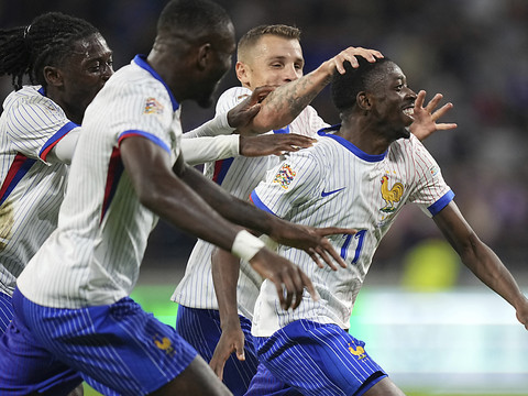 La France se rachète