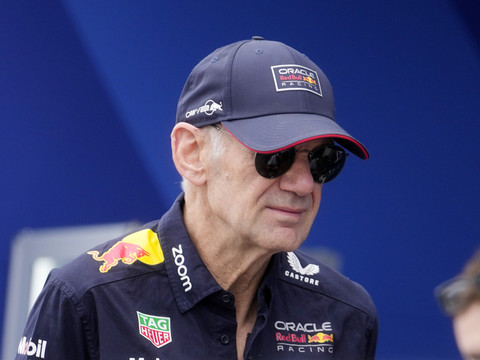 L'ingénieur Adrian Newey s'engage avec Aston Martin