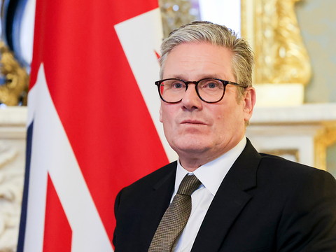 Keir Starmer tend la main aux syndicats et évite une fronde