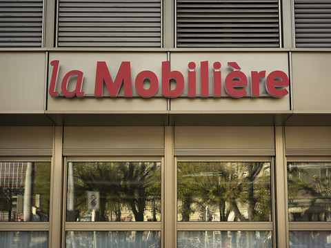La Mobilière accroît nettement son bénéfice à mi-parcours