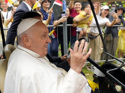 Le pape est arrivé à Singapour, dernière étape de sa tournée