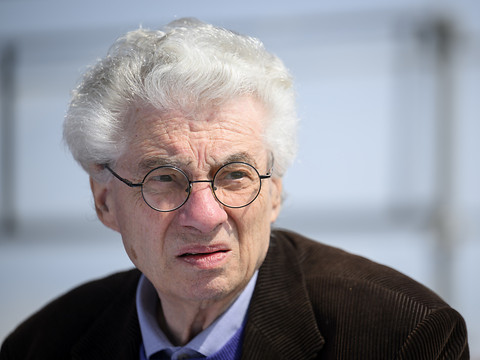 Mario Botta rénove le siège de la banque cantonale à Fribourg