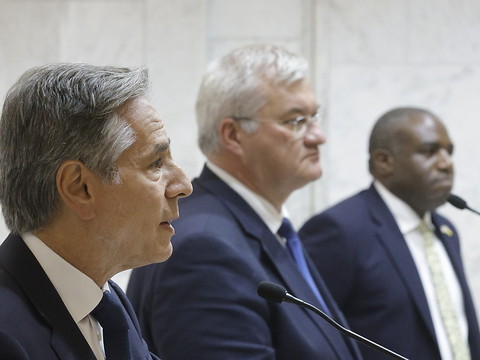 Kiev: Washington et Londres s'engagent pour la 