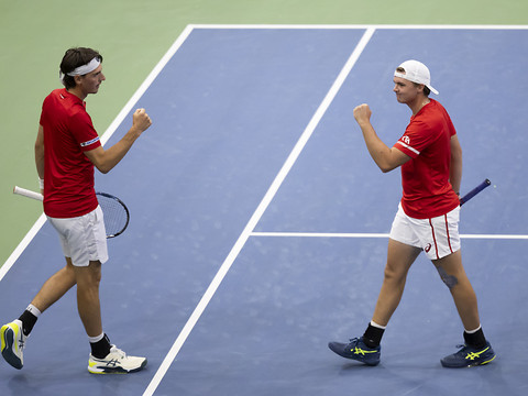 Marc-Andrea Hüsler et Dominic Stricker ont fait le job
