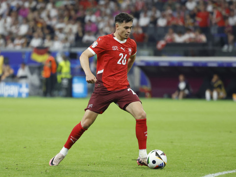 Fabian Rieder brille à Mönchengladbach