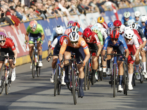 Wiebes l'emporte, Rüegg 11e