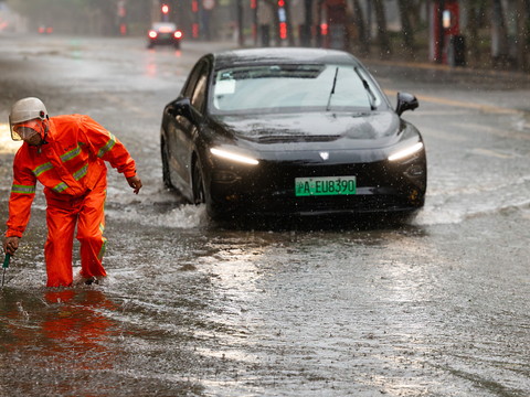 Shanghaï frappée par son deuxième typhon en moins d'une semaine