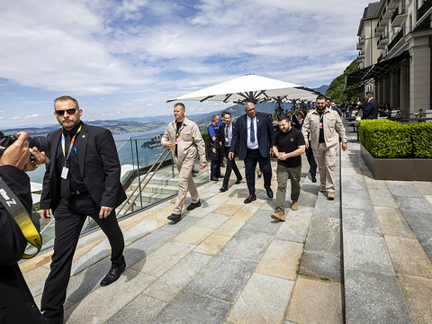 Un supplément de 302 millions pour les statuts S et la recherche