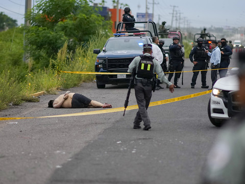 Nouvelles violences et nouveaux cadavres retrouvés dans le Sinaloa