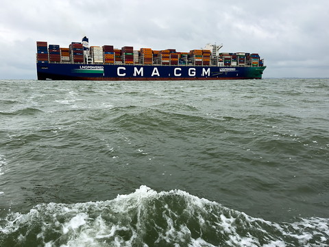 CMA CGM veut racheter l'opérateur portuaire brésilien Santos Brasil