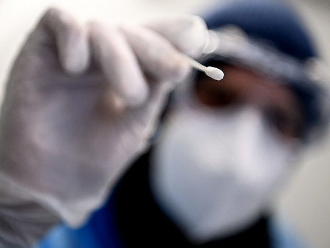Roche lance un test Cobas pour détecter plus de virus respiratoires