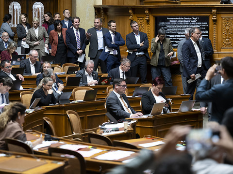 Le National durcit les conditions du regroupement familial
