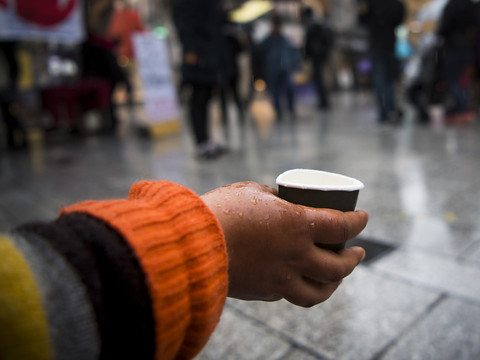 Parlement VD: la droite serre la vis sur la mendicité en ville