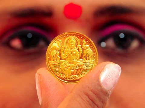 La demande indienne explose, l'or enchaîne les records