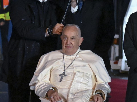 Violences sexuelles: le pape juge que l'Eglise doit 