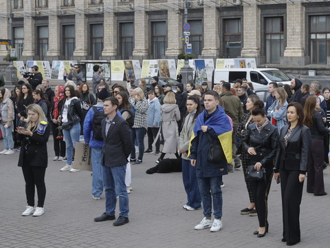 Six civils tués dans une frappe, Zelensky dénonce la terreur russe
