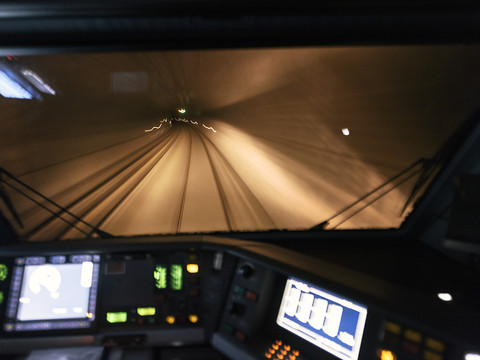 BLS achève les travaux d’assainissement du tunnel du Lötschberg