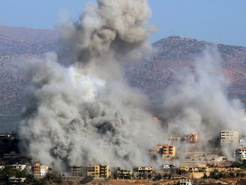 Israël annonce avoir frappé le QG du renseignement du Hezbollah