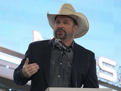 Le roi de la country, Garth Brooks, accusé de viol