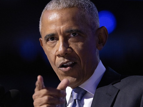 Obama descend dans l'arène pour Harris