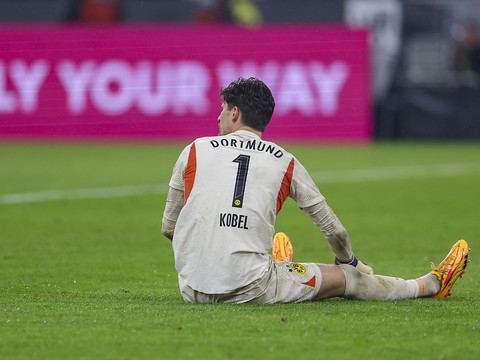 Un samedi compliqué pour Gregor Kobel et Granit Xhaka