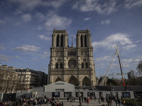 Chantier de Notre-Dame de Paris: la repose des 8 cloches terminée