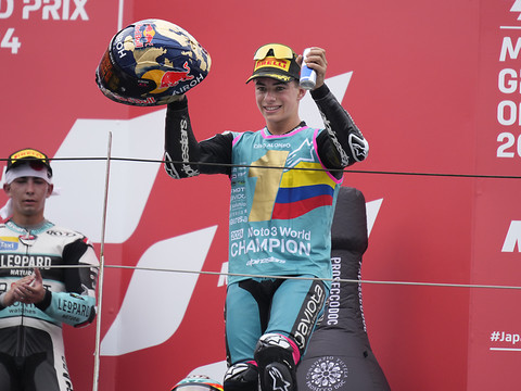 Moto3: Alonso sacré, Dettwiler chute