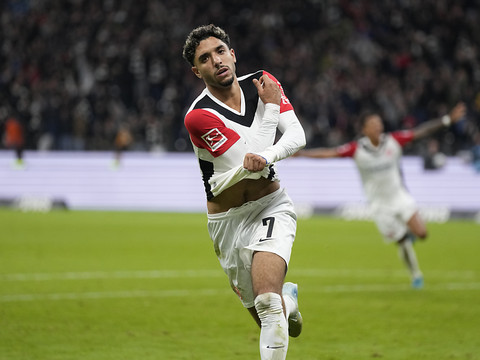 Bundesliga: Marmoush a fait mal au Bayern Munich