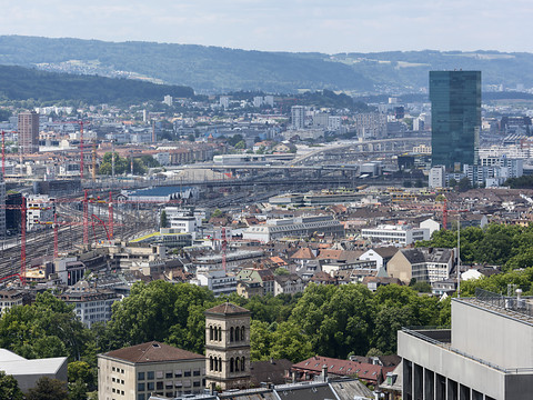 Les économistes d'UBS plus pessimistes pour l'économie en 2025