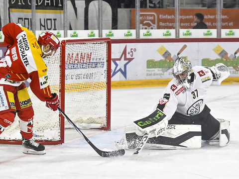 HC Lugano: Adam Huska engagé jusqu'au terme de la saison