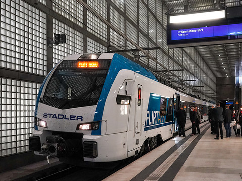 Stadler va livrer jusqu'à 24 trains Flirt au Danemark