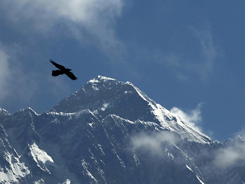 Restes d'un alpiniste britannique disparu il y a cent ans retrouvés