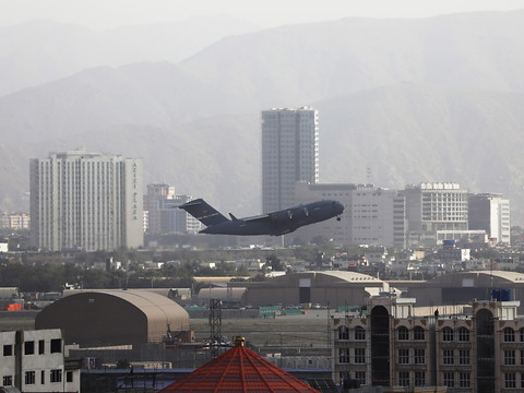 La Suisse expulse deux Afghans condamnés vers Kaboul