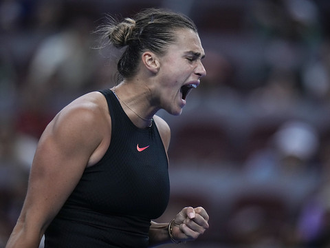 Aryna Sabalenka se rapproche d'Iga Swiatek