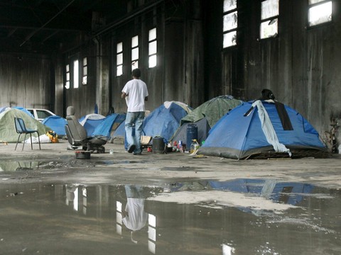 Migrants illégaux: l'UE veut une loi favorisant les retours