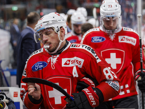 Plus de croix suisse pour l'équipe nationale de hockey