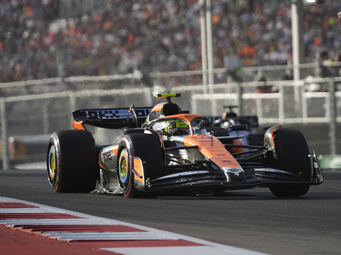 Norris partira en pole, devant Verstappen
