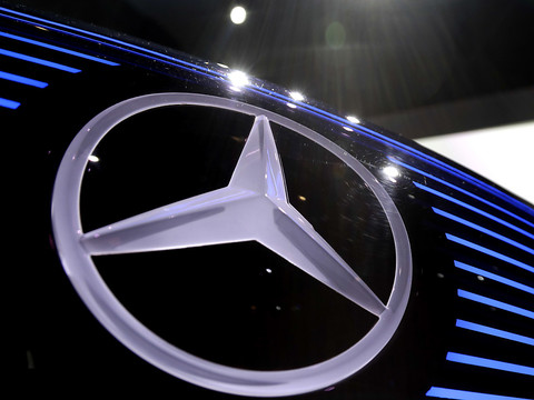 Allemagne: Mercedes ouvre une usine de recyclage de batteries
