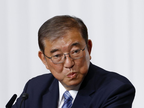 La coalition au pouvoir au Japon a perdu sa majorité
