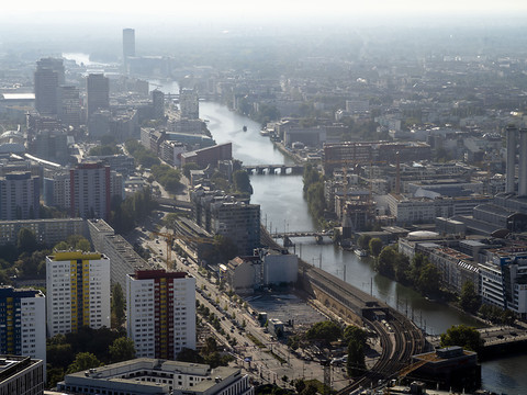 Allemagne: les consommateurs moins pessimistes