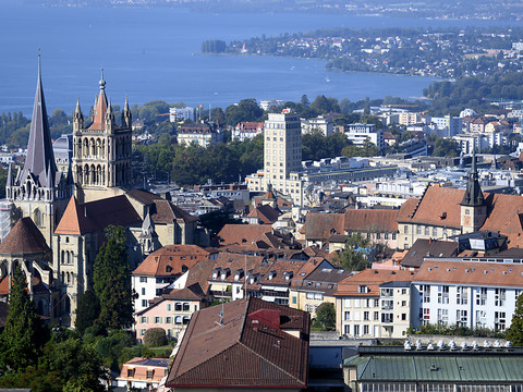 Les Suisses opposés à un super-canton regroupant la Suisse romande