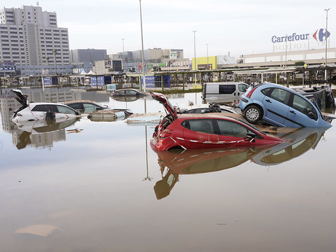 Plus de 200 morts dans les inondations en Espagne