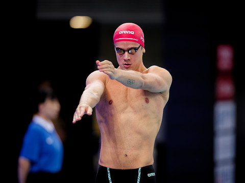 Ponti retranche 0''17 à son record du monde du 50 m papillon