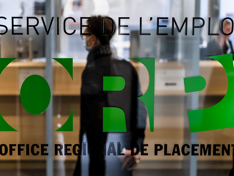 Le taux de chômage se maintient en octobre