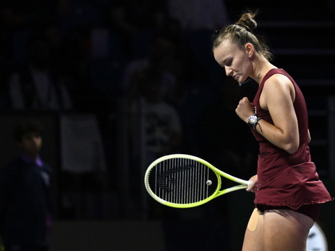 Barbora Krejcikova déborde Jessica Pegula