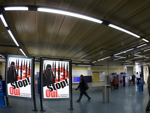 Interdiction de se dissimuler le visage en public dès janvier