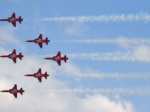 Patrouille Suisse: une commission rejette de justesse son maintien