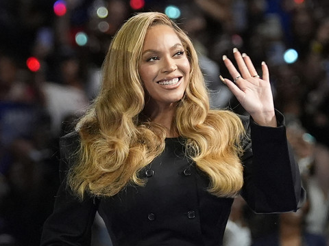 Beyoncé en tête des nominations pour les Grammy Awards