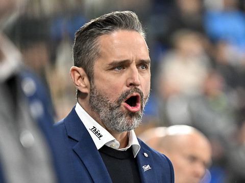 HC Davos: Josh Holden restera entraîneur jusqu'en 2027